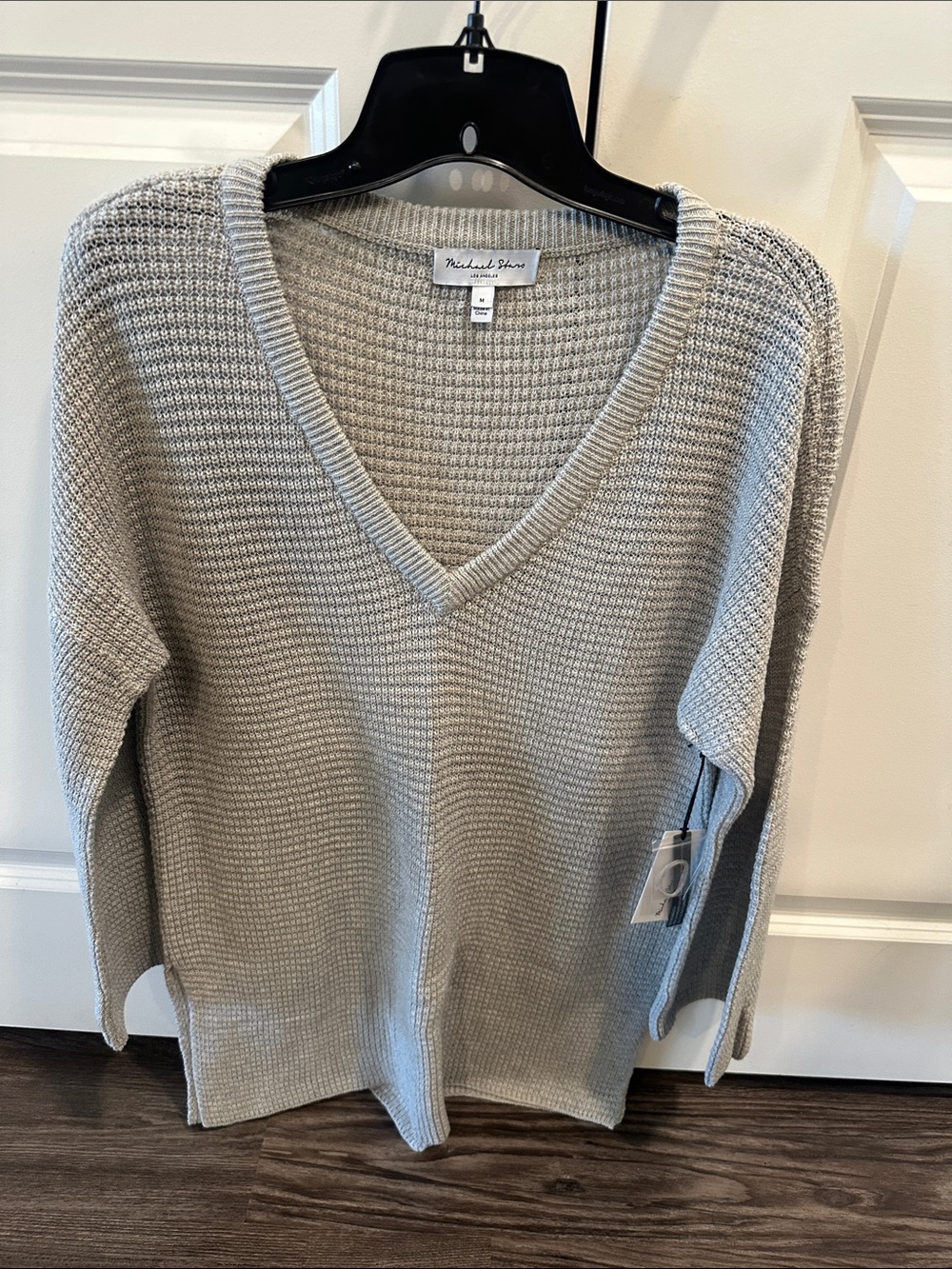 Michael Stars Light Gray V-Neck Waffle Knit Sweater